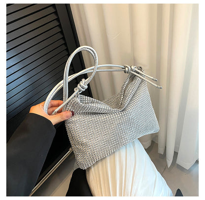 Sac à Main Orné de Diamants – Élégance et Glamour